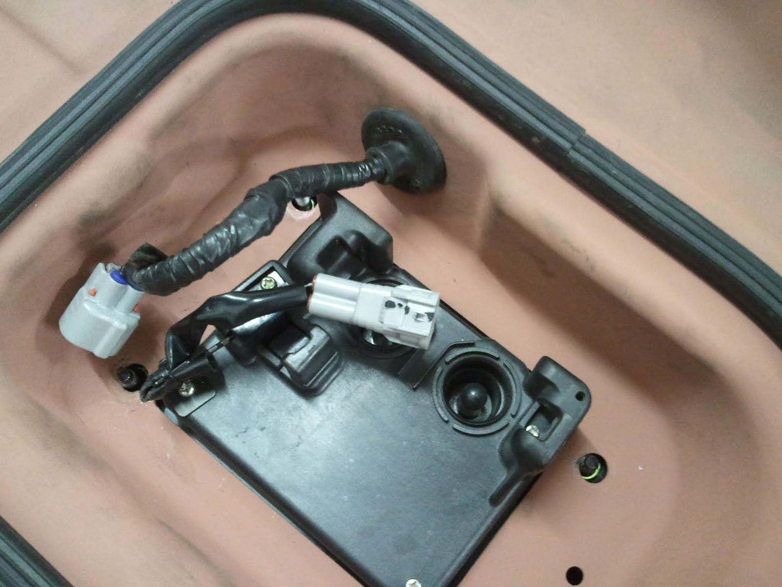 Let's not forget the cables for the emergency disconnect